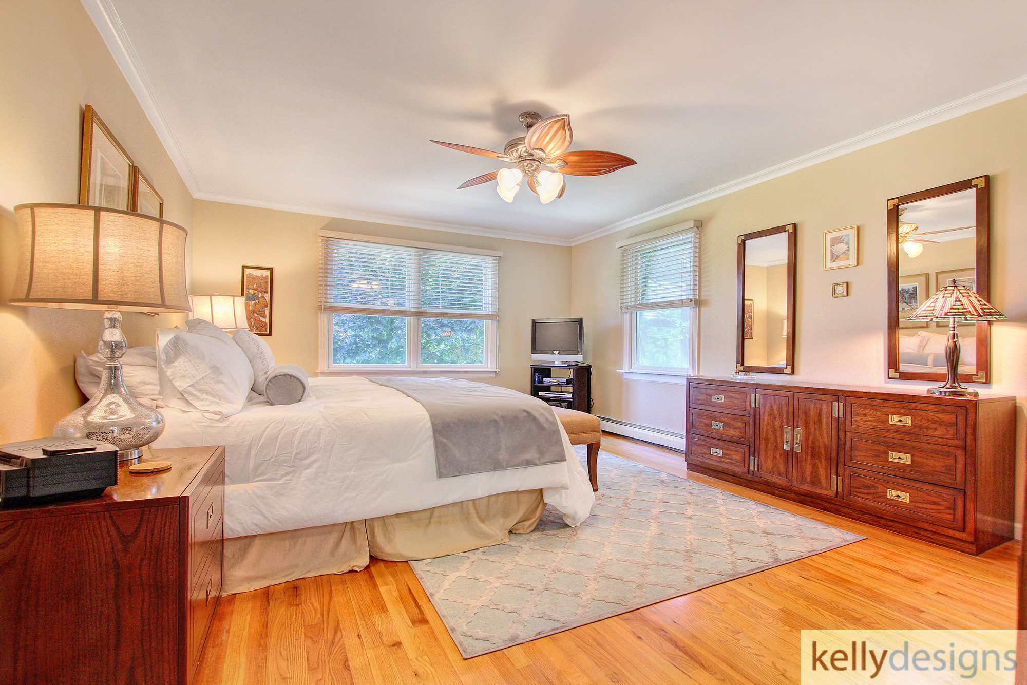 Master Bedroom - Flush On Fulling Mill Staging -  Home Staging By Kelly Designs
