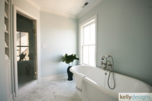 Rockin it on Rowland Staging - Master Bathroom - Home Staging by kellydesigns
