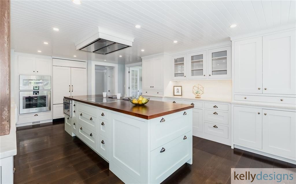 READY On Redding - Kitchen - Home Staging by kellydesigns