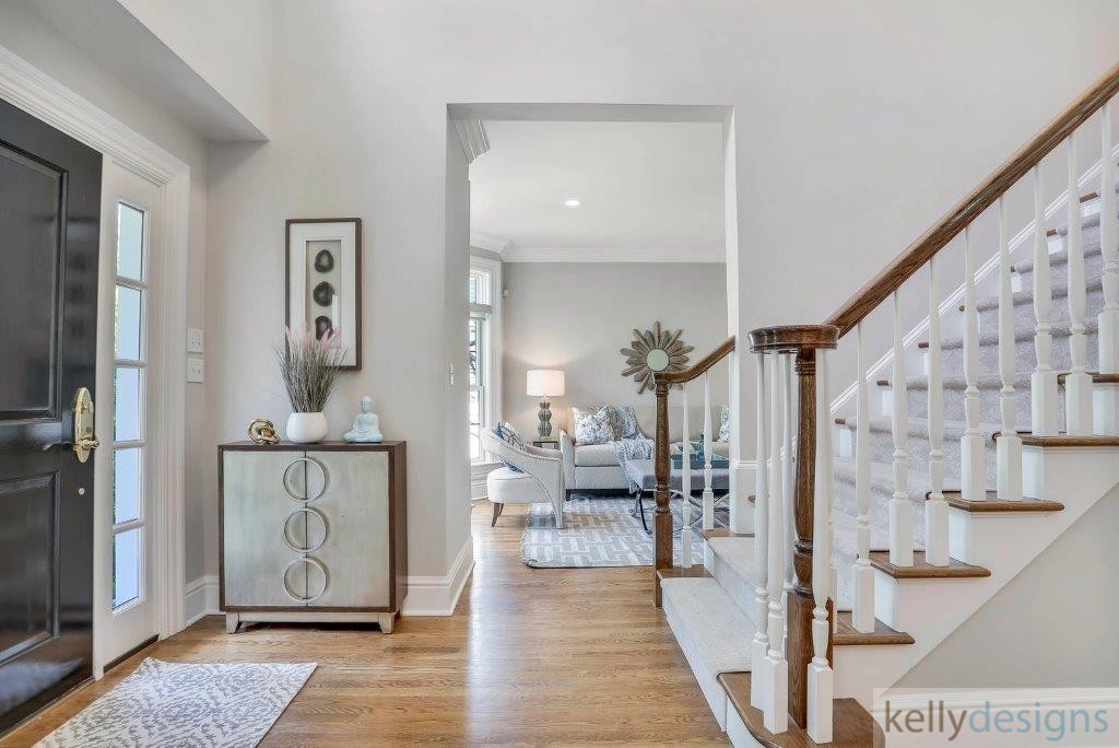 Pleasing On Park Lane Foyer - Home Staging by kellydesigns