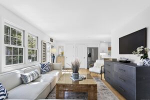 Living Room - Home Staging by kellydesigns